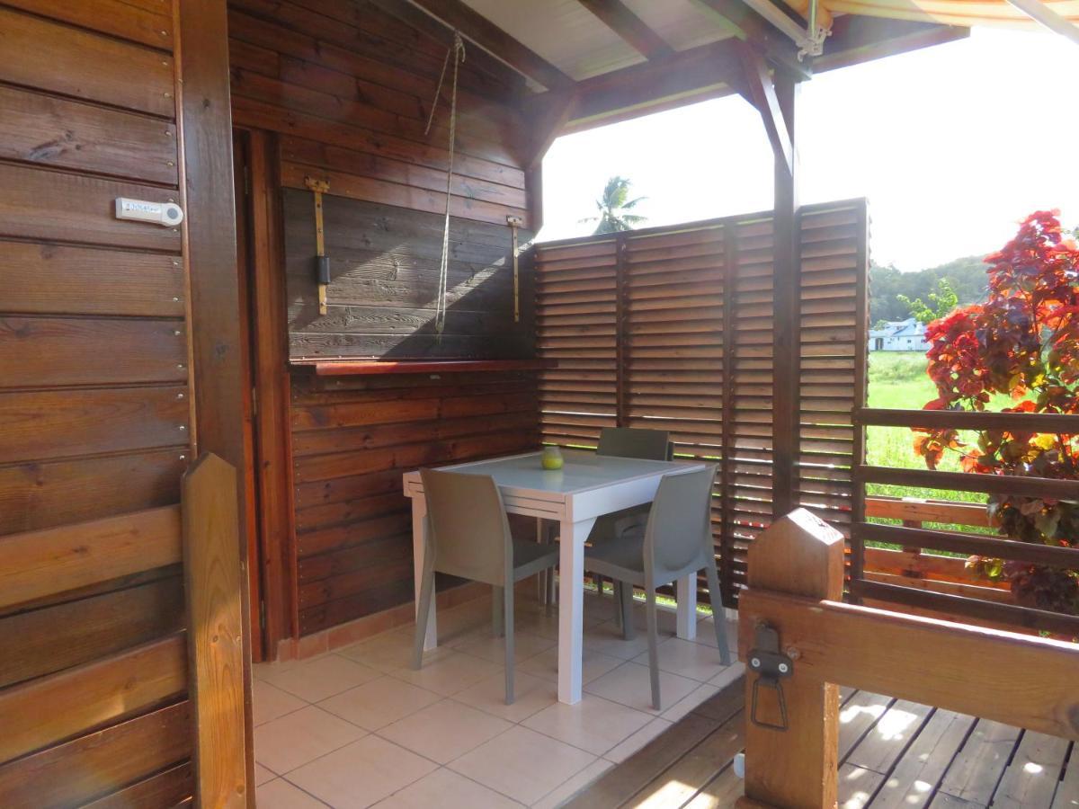 Bungalow Des Paletuviers Morne-a-l'Eau Exterior photo